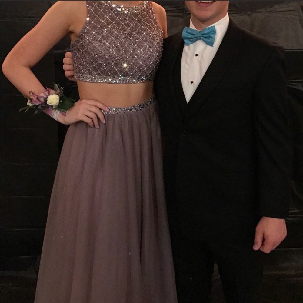 Light purple 2-piece prom dress - Picture 6 of 7